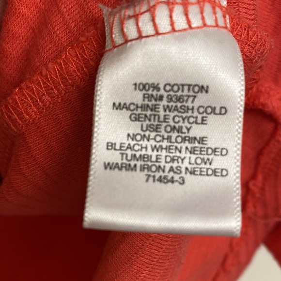 Orange top with decorative shoulder buttons - Picture 4 of 4